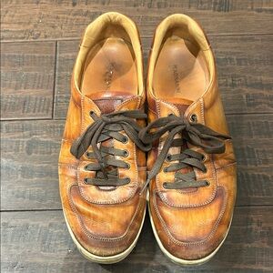 Magnanni Men's Tan Leather Sneakers